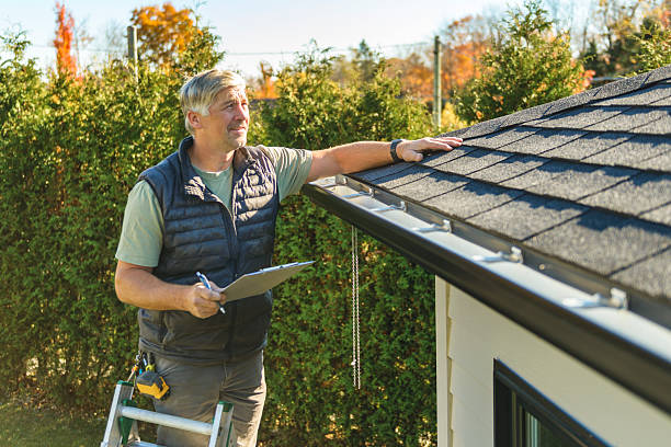 Professional Metal Roofing technician working in Obion, TN